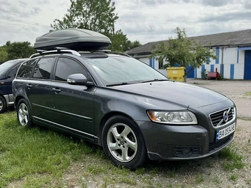 Авто Volvo V50 2012 № 7837108