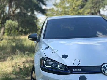 Авто Volkswagen E-Golf 2014 № 7837130