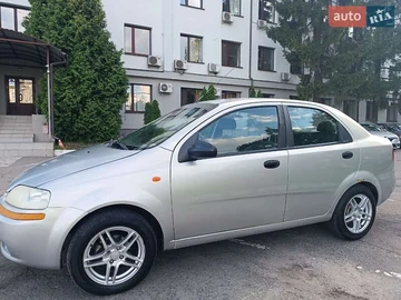 Авто Chevrolet Aveo 2005 № 7837204