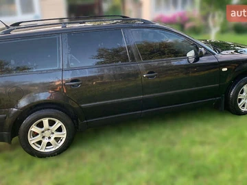 Авто Volkswagen Passat 1999 № 7837251