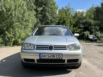 Авто Volkswagen Golf 2001 № 7837285