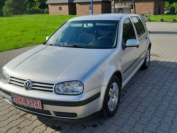 Авто Volkswagen Golf 2000 № 7837297