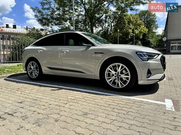 Авто Audi E-Tron Sportback 2020 № 7837346