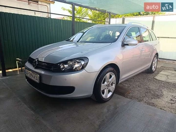 Авто Volkswagen Golf 2010 № 7837487