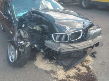 Авто BMW 3 Series 2003 № 7837560