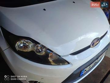 Авто Ford Fiesta 2012 № 7837564
