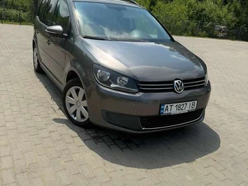 Авто Volkswagen Touran 2011 № 7837622