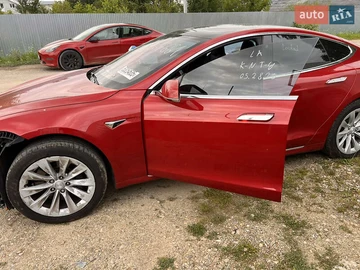 Авто Tesla Model S 2018 № 7837628