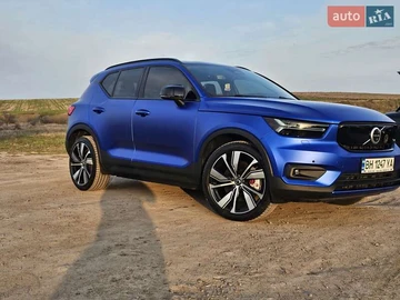 Авто Volvo Xc40 2021 № 7837689