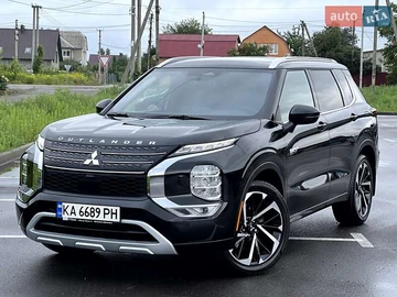 Авто Mitsubishi Outlander 2023 № 7837697