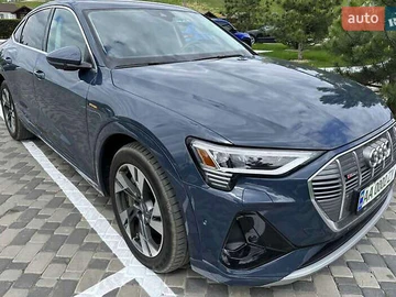 Авто Audi E-Tron 2020 № 7838178