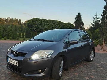 Авто Toyota Auris 2009 № 7838290