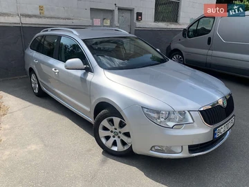 Авто Skoda Superb 2011 № 7838303