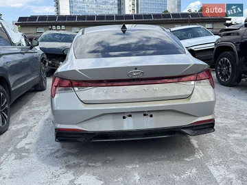 Авто Hyundai Elantra 2021 № 7838354