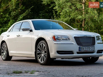 Авто Chrysler 300C 2014 № 7838392
