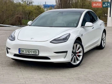 Авто Tesla Model 3 2020 № 7838410
