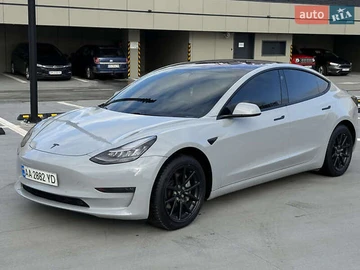 Авто Tesla Model 3 2018 № 7838433
