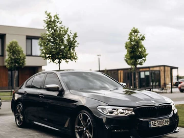 Авто BMW 5 Series 2019 № 7838492