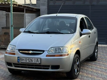 Авто Chevrolet Aveo 2005 № 7838528