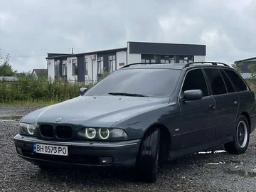 Авто BMW 5 Series 2002 № 7838558