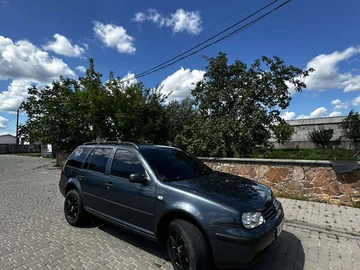 Авто Volkswagen Golf 2001 № 7838869