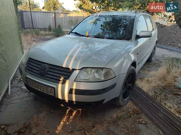 Авто Volkswagen Passat 2001 № 7839008