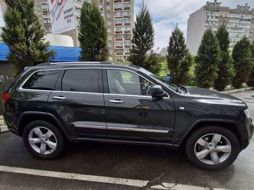 Авто Jeep Grand Cherokee 2011 № 7839248