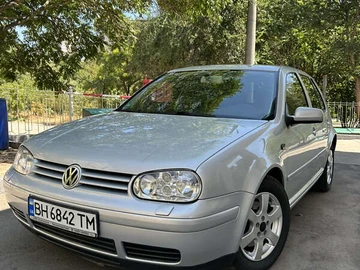 Авто Volkswagen Golf 2000 № 7839336