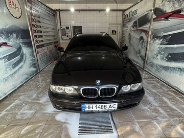 Авто BMW 5 Series 2002 № 7839355