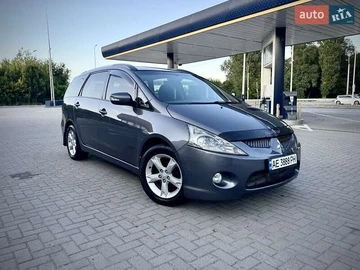 Авто Mitsubishi Grandis 2010 № 7839375