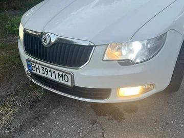 Авто Skoda Superb 2012 № 7839401