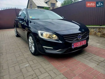 Авто Volvo V60 2015 № 7839452