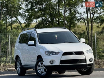 Авто Mitsubishi Outlander 2012 № 7839748