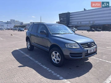 Авто Volkswagen Touareg 2004 № 7840054
