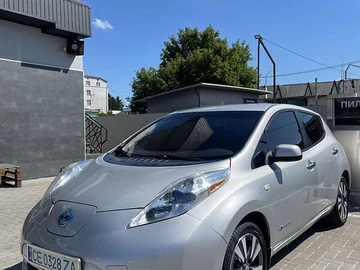 Авто Nissan Leaf 2015 № 7840116