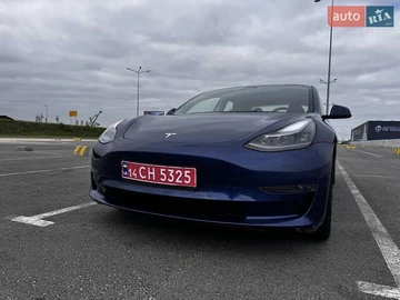 Авто Tesla Model 3 2021 № 7840251