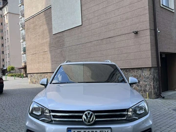Авто Volkswagen Touareg 2010 № 7840281