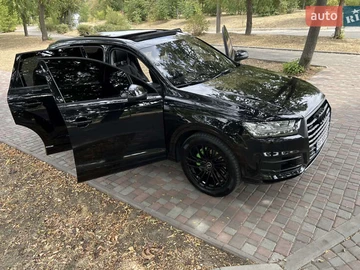 Авто Audi Q7 2017 № 7840341
