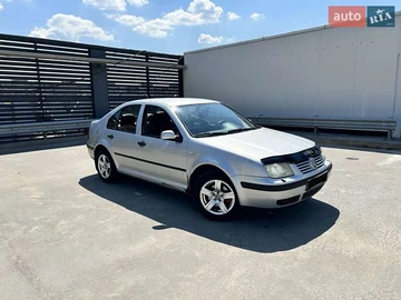Авто Volkswagen Bora 2003 № 7840404