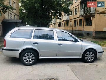 Авто Skoda Octavia 2004 № 7840479