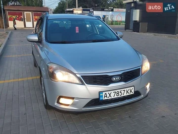 Авто KIA Ceed 2010 № 7840545