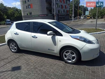 Авто Nissan Leaf 2012 № 7840647