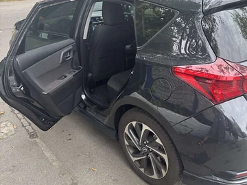 Авто Toyota Auris 2015 № 7840691