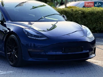 Авто Tesla Model 3 2019 № 7840774