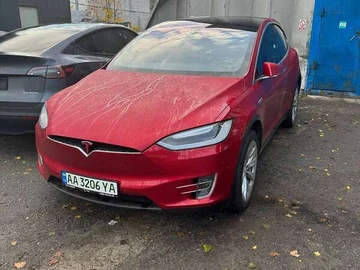 Авто Tesla Model X 2016 № 7840796