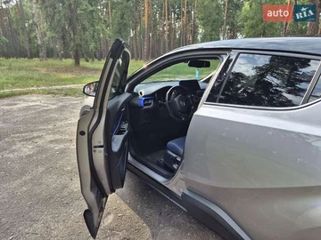 Авто Toyota C-Hr 2017 № 7840825