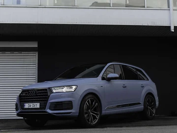 Авто Audi Q7 2017 № 7840878