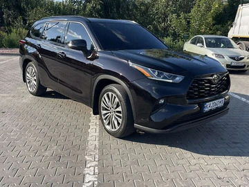 Авто Toyota Highlander 2021 № 7840888