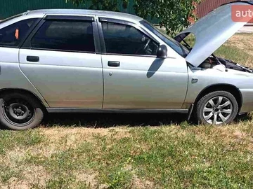 Авто ВАЗ 2112 2004 № 7840899