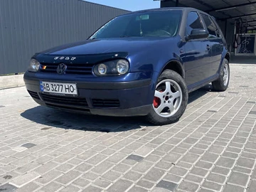Авто Volkswagen Golf 2000 № 7840952